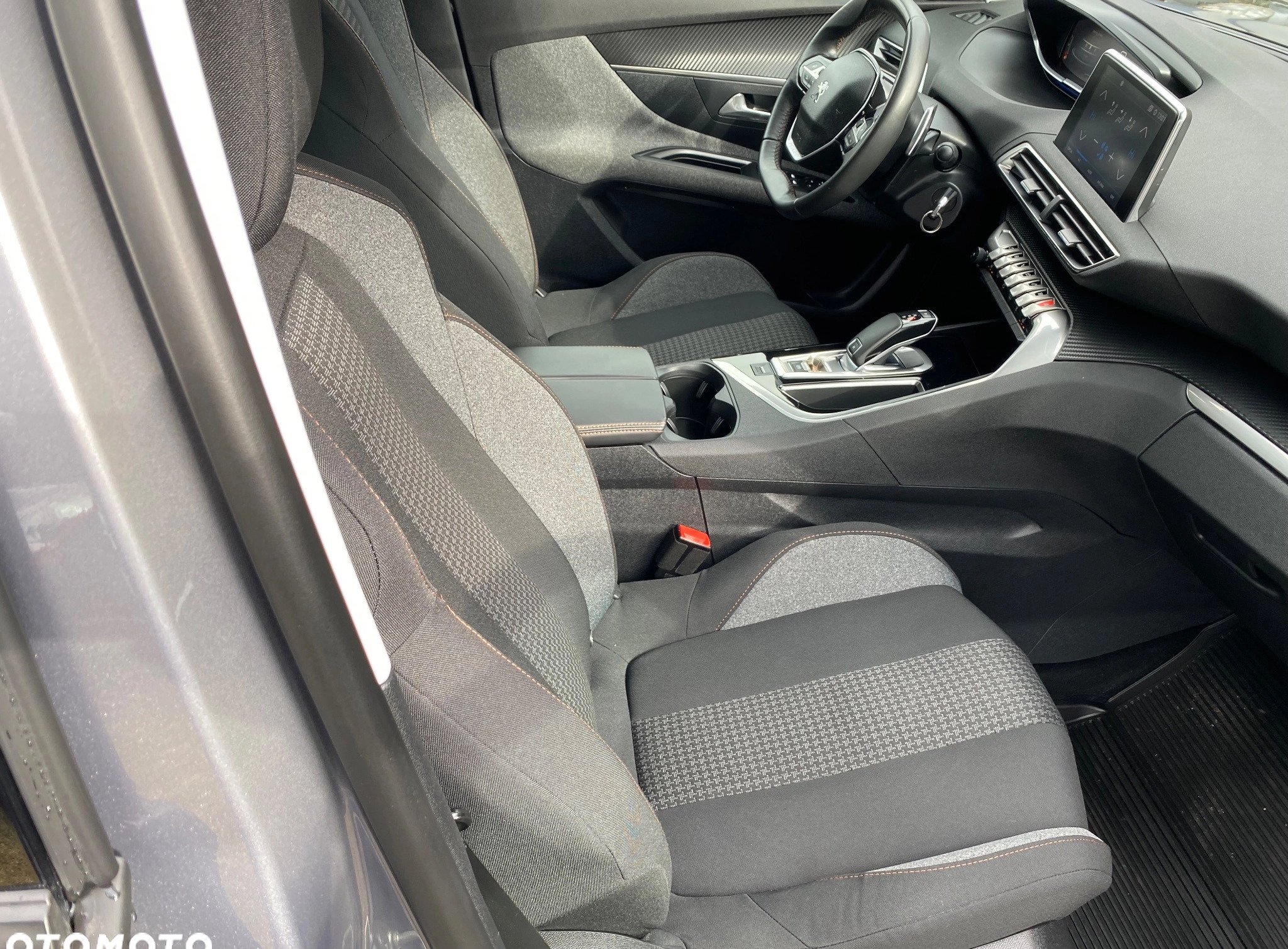 Peugeot 3008 cena 76900 przebieg: 85000, rok produkcji 2017 z Pyzdry małe 529